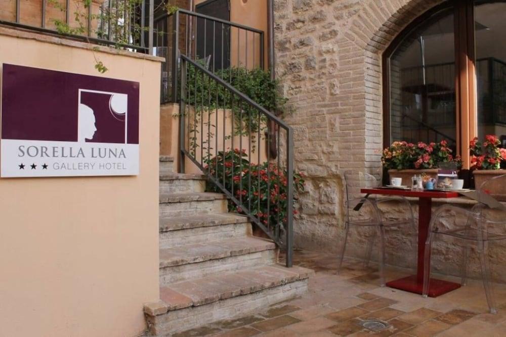 Hotel Sorella Luna Assisi Esterno foto