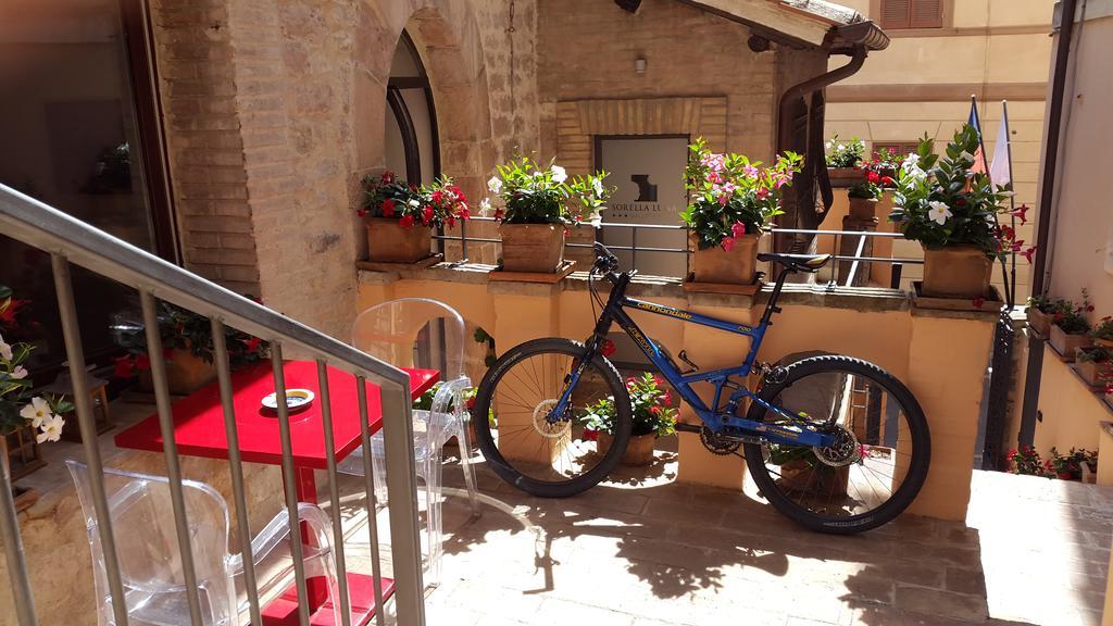 Hotel Sorella Luna Assisi Esterno foto